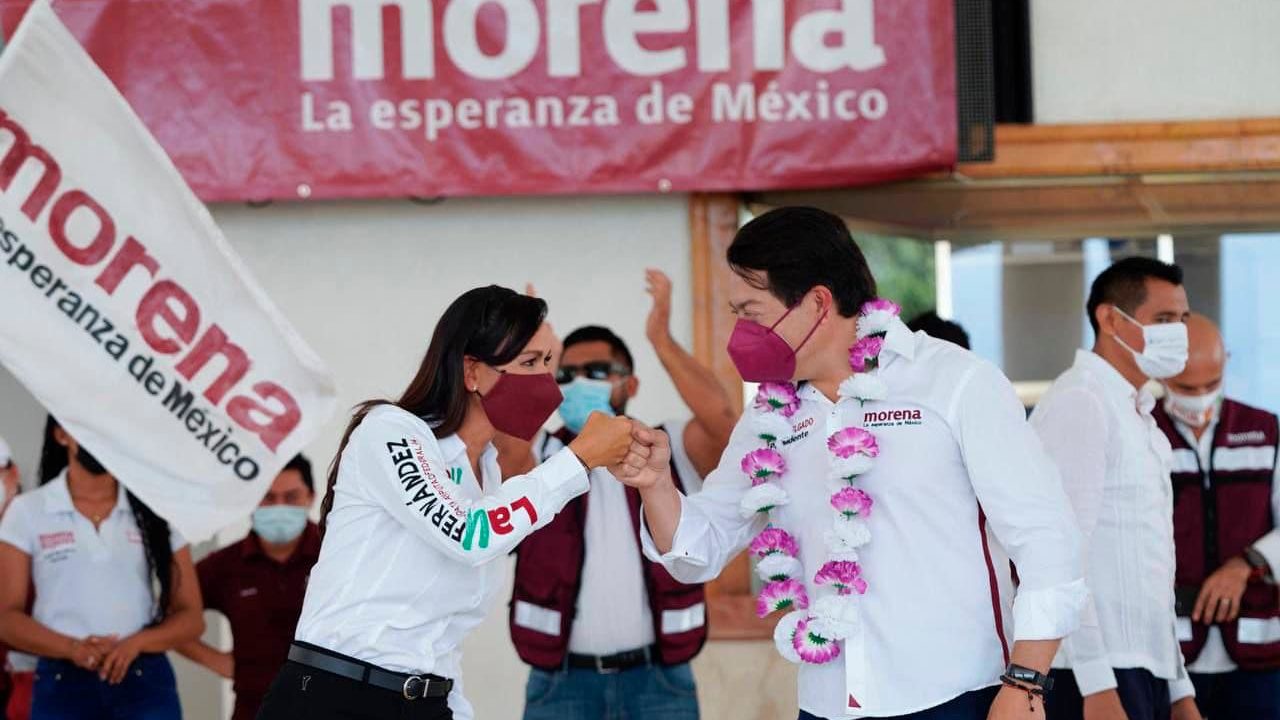 Candidatos de Morena usan la popularidad de AMLO para pedir votos