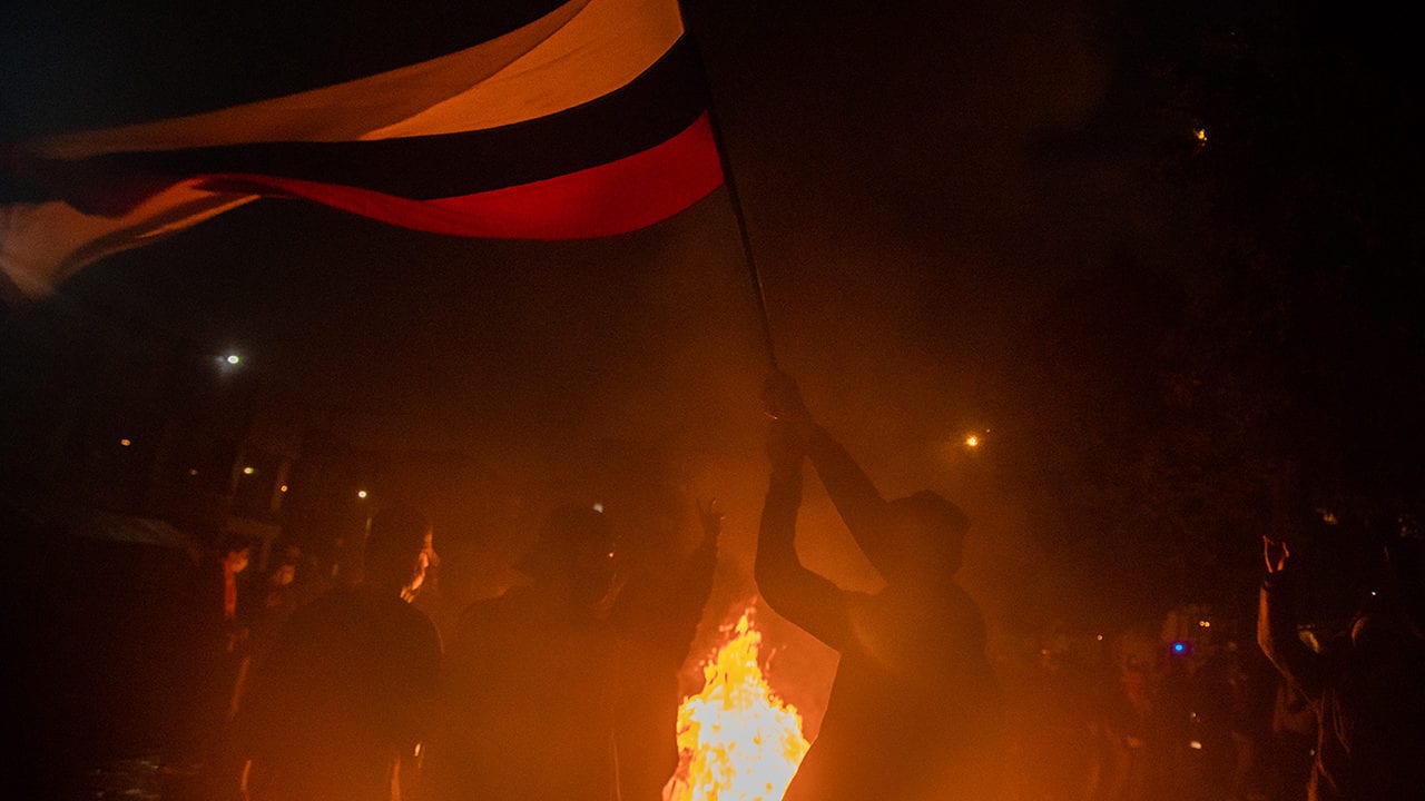 Arde Colombia; las calles como campo de batalla