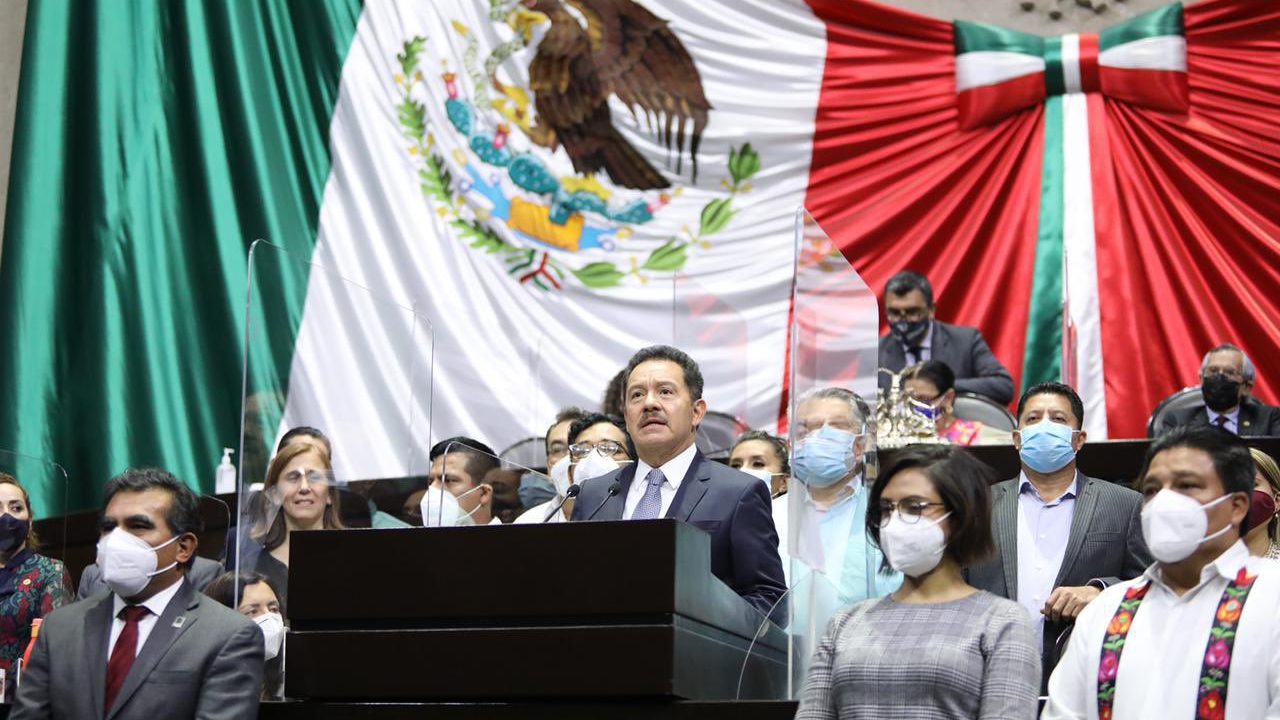 INE ordena a los diputados de Morena y a ‘La Jornada’ a no difundir la consulta popular