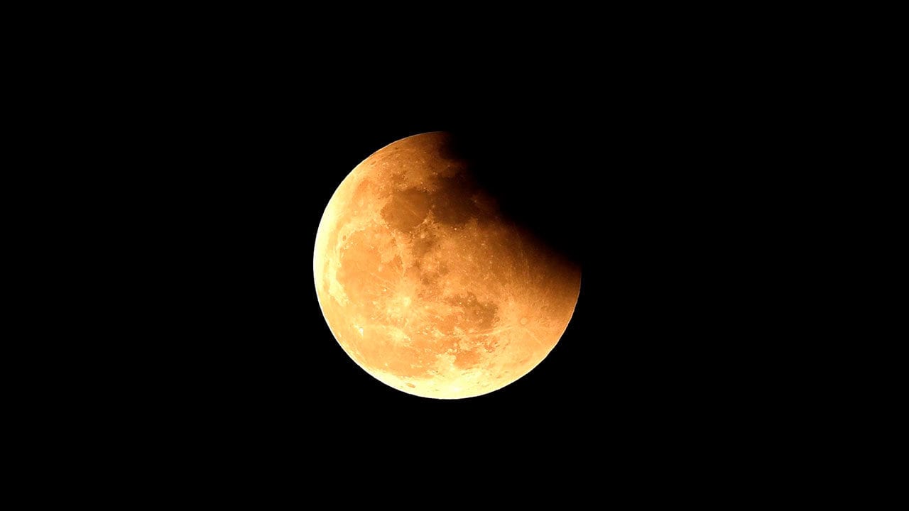 Fotogalería: Luna llena, roja y eclipse.