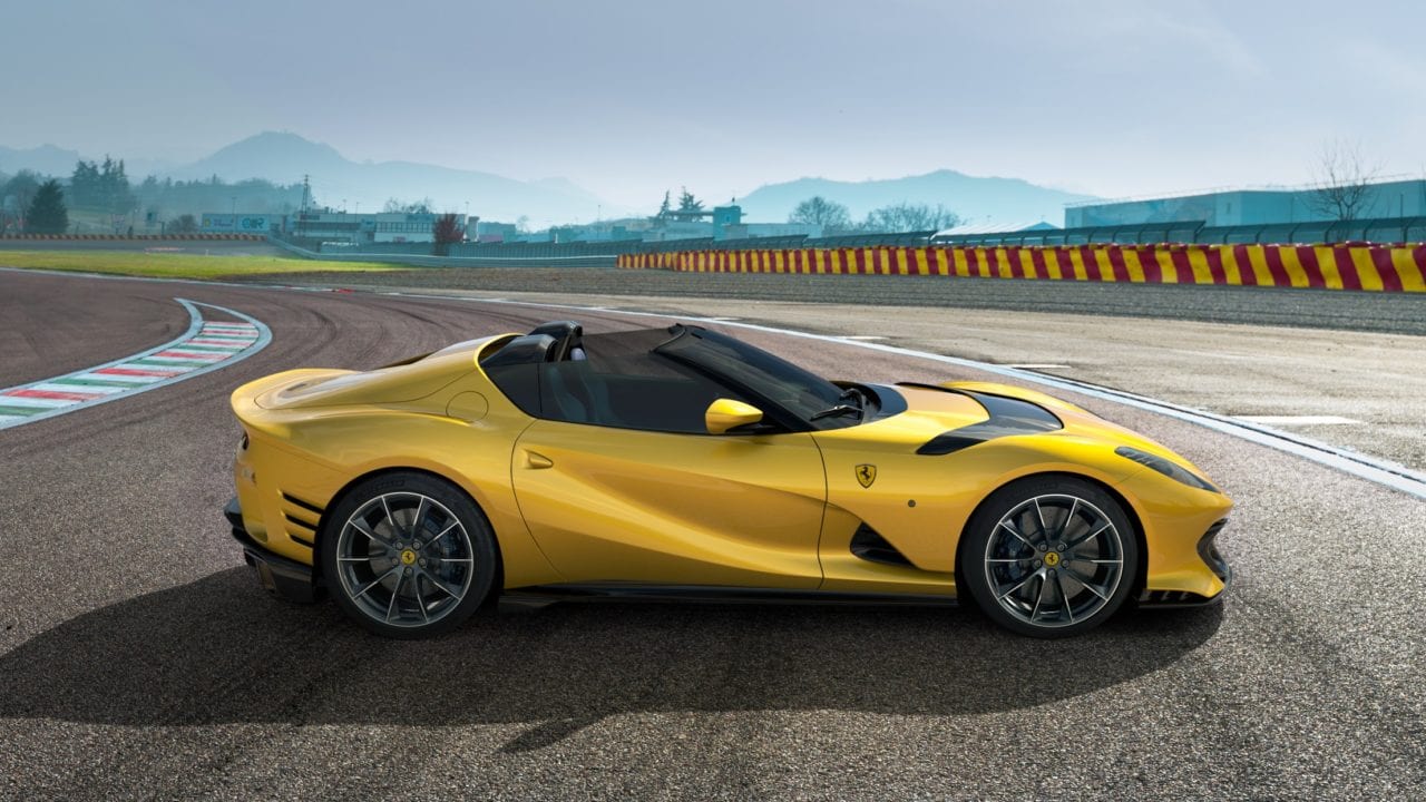 Ferrari 812 Competizione, la bestia V12 más potente de su historia