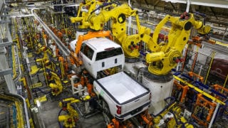 Industria automotriz rechaza la reforma eléctrica de AMLO