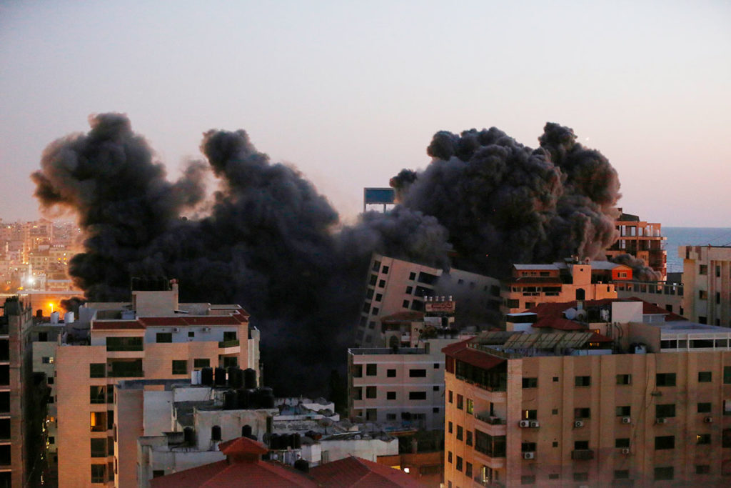 Aviones israelíes golpean la Franja de Gaza