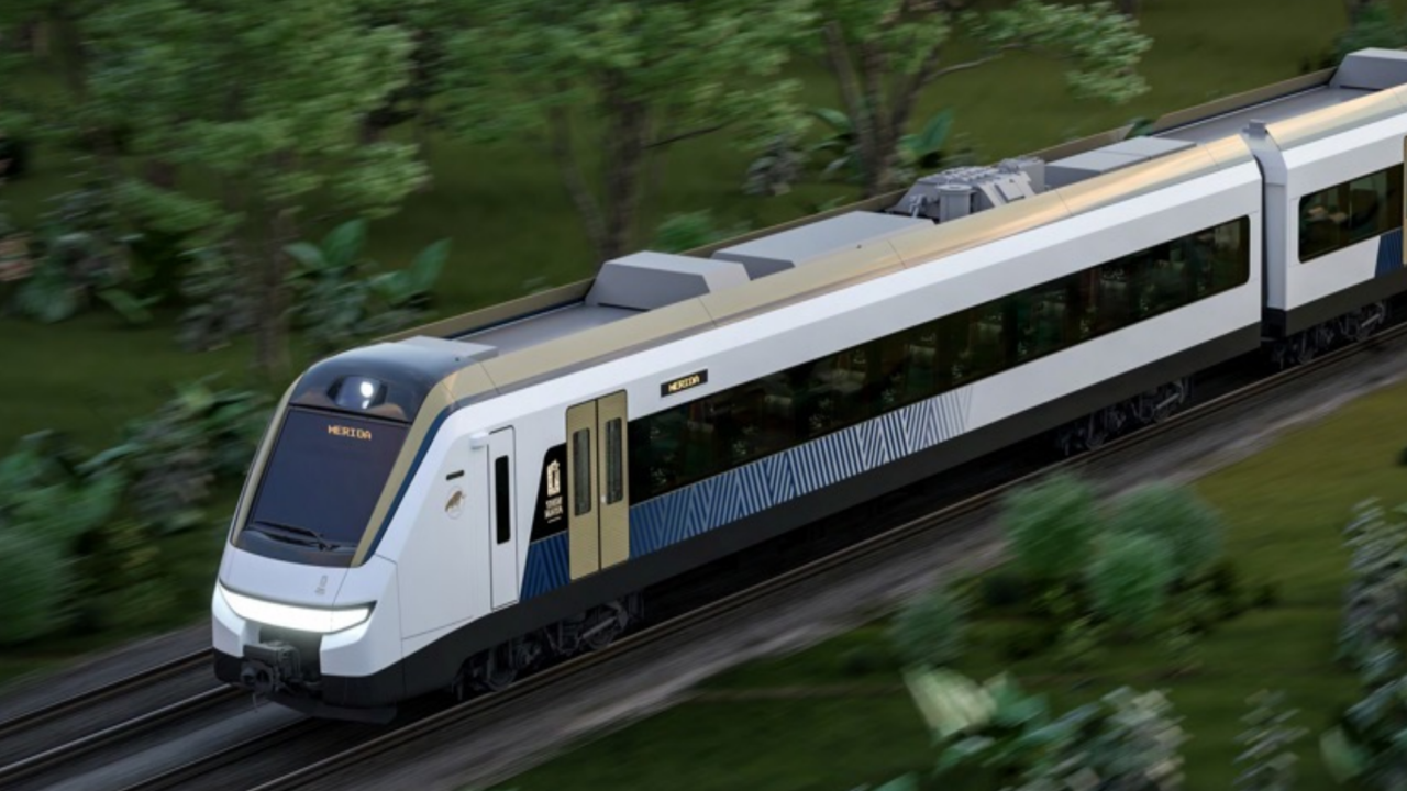 Nuevo trazo del Tren Maya no afectará cenotes en Tulum, asegura AMLO