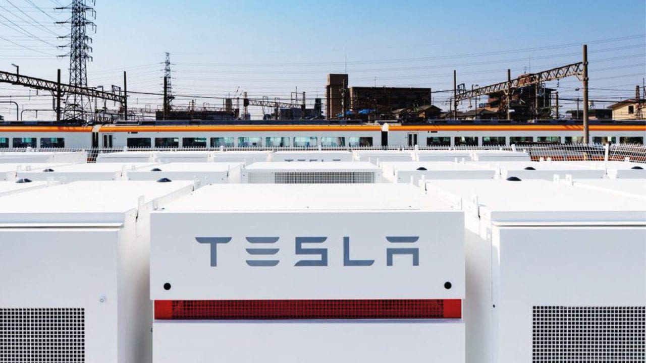 Elon Musk visita planta alemana de Tesla tras sabotaje de ‘ecoterroristas’