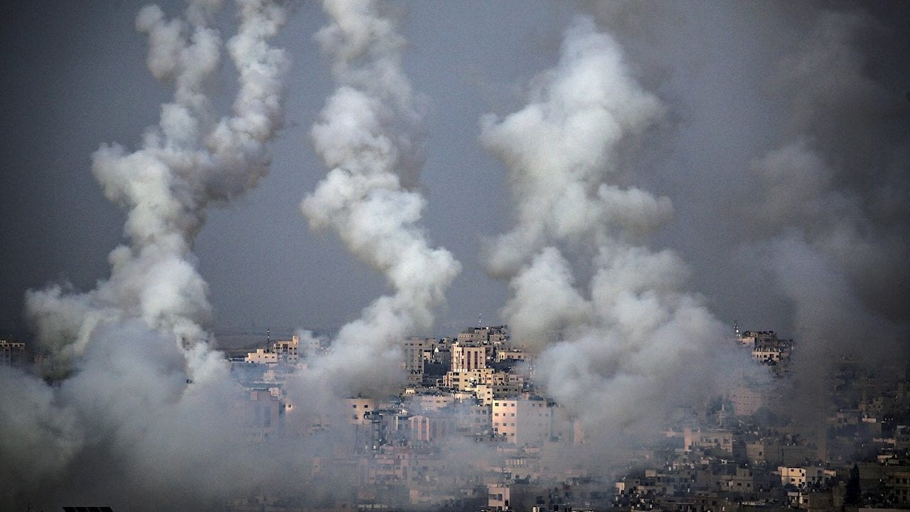 Al menos 4,137 muertos en la Franja de Gaza por bombardeos de Israel
