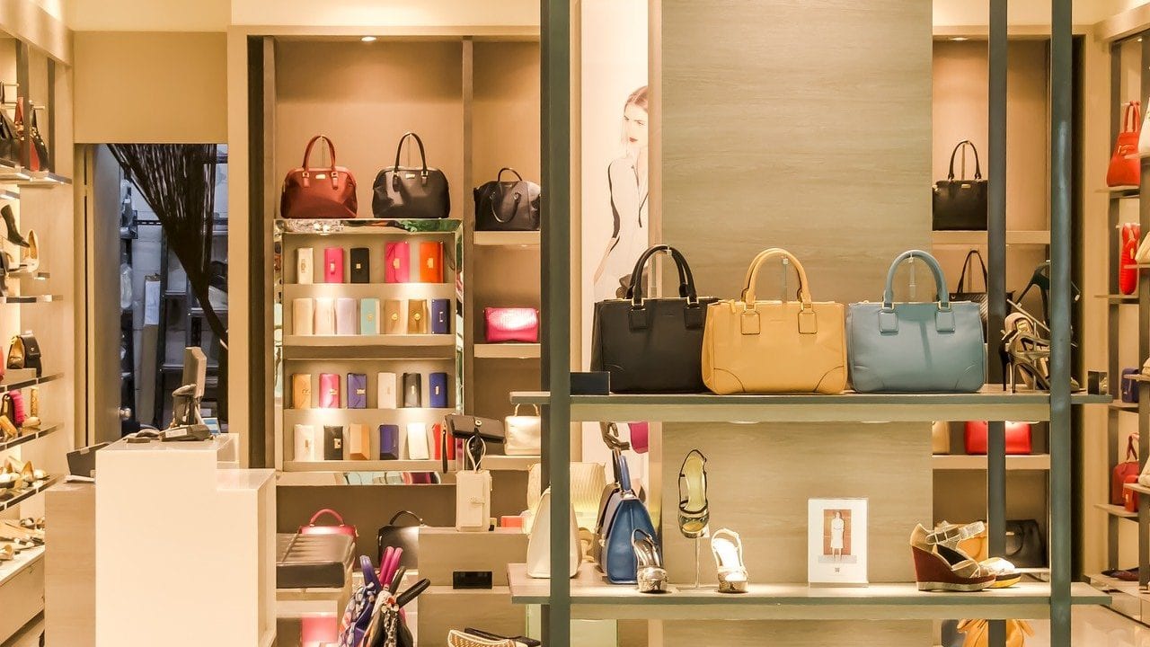 Industria de lujo apuntala su recuperación a través de accesorios y joyería
