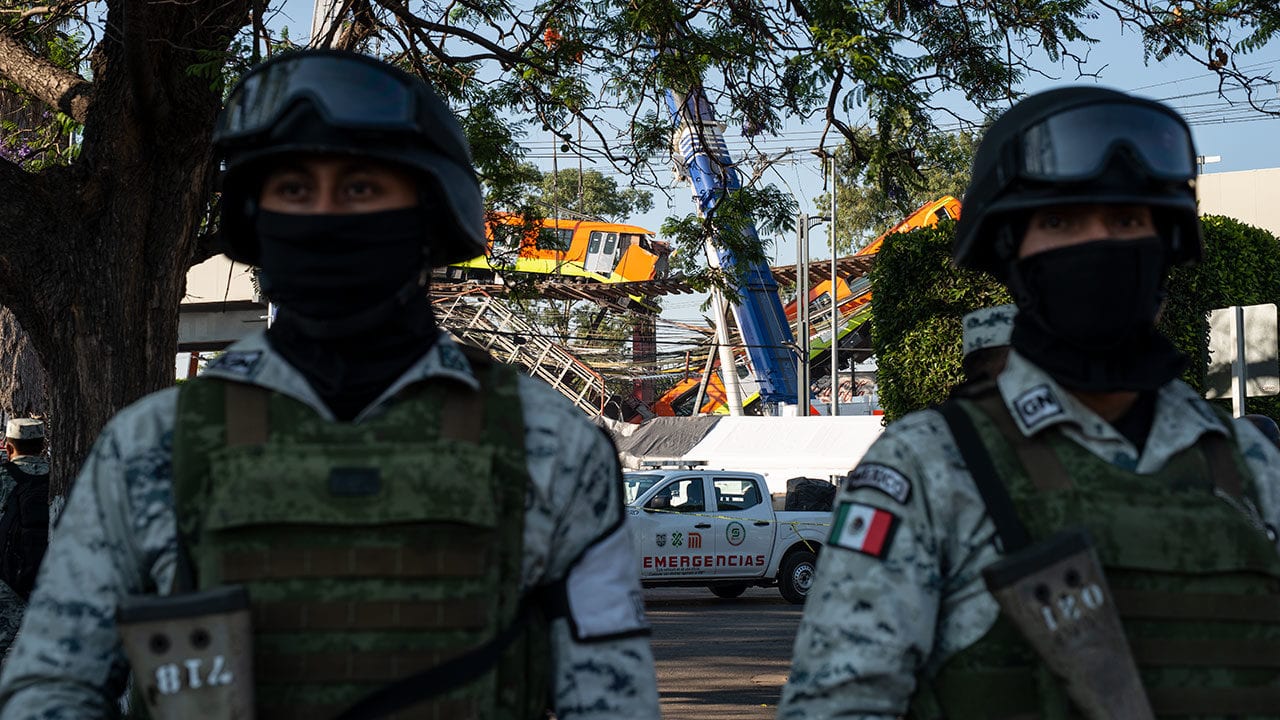 FGJ investiga homicidio y daño en propiedad tras colapso en Línea 12