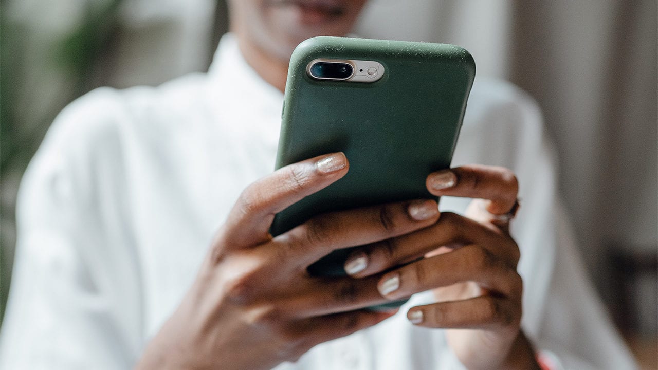 Un estudio suizo concluye que el uso del celular reduce la calidad del semen en los hombres