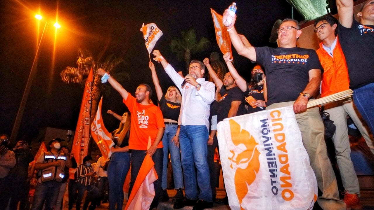Ricardo Bours deja su candidatura de MC, y se une al priista Ernesto Gándara