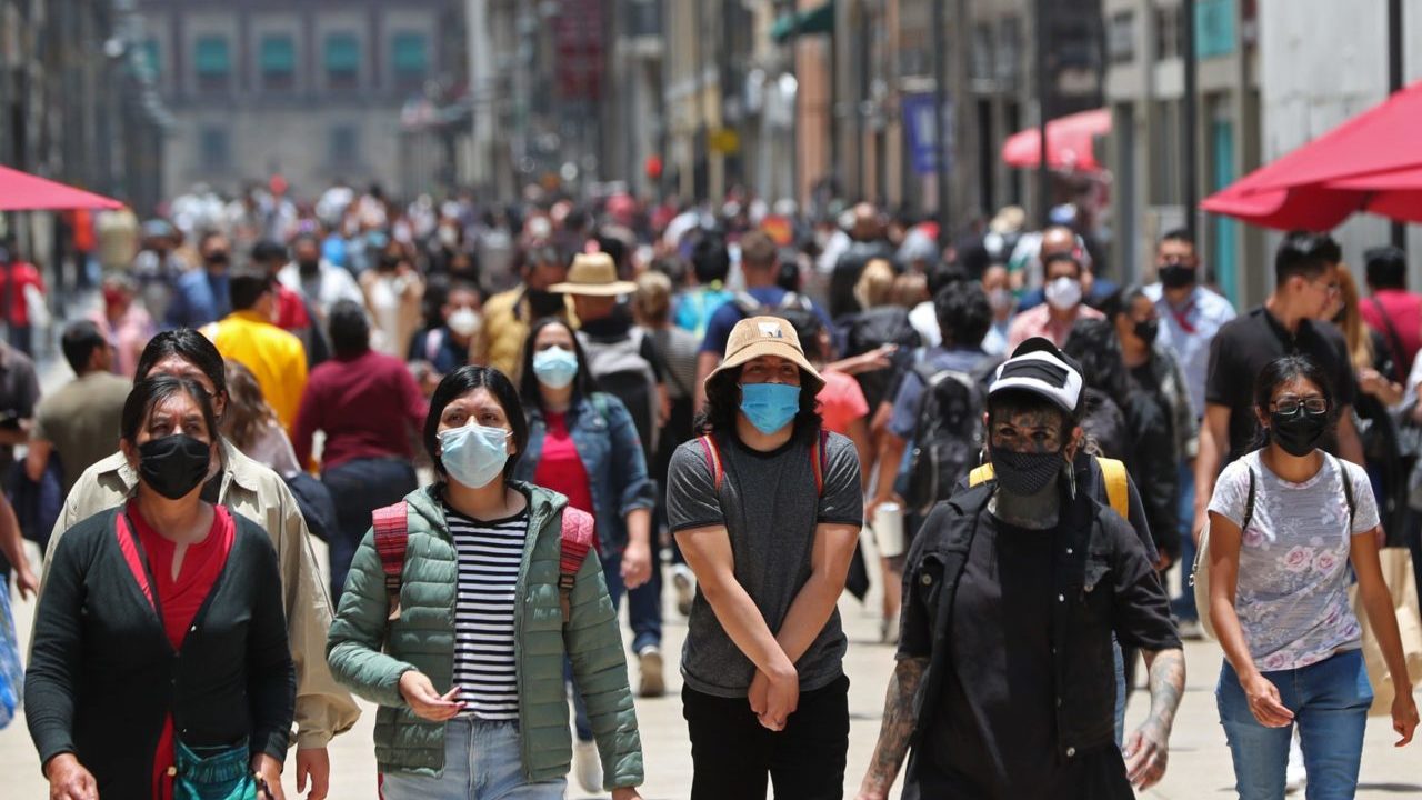 México reporta 62 nuevas muertes y suma 234,969 decesos por covid-19