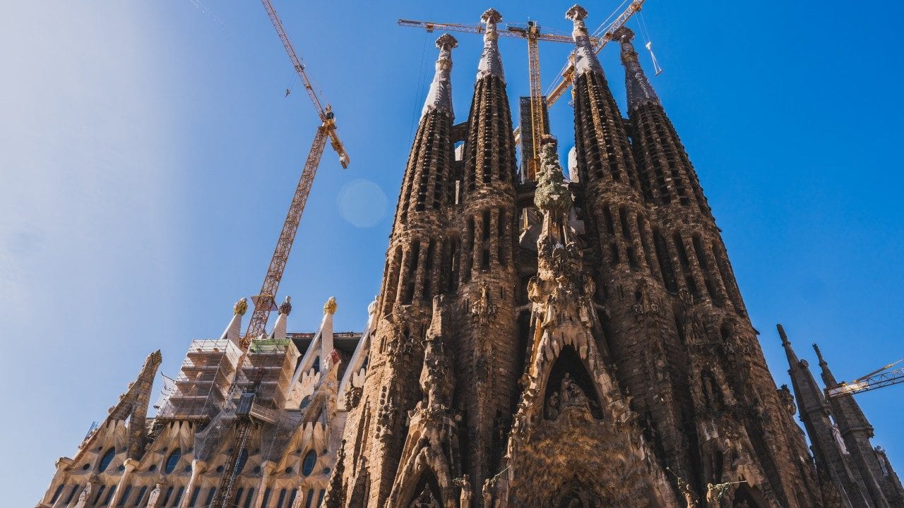 Día Mundial del Modernismo: Cinco grandes obras de Antoni Gaudí