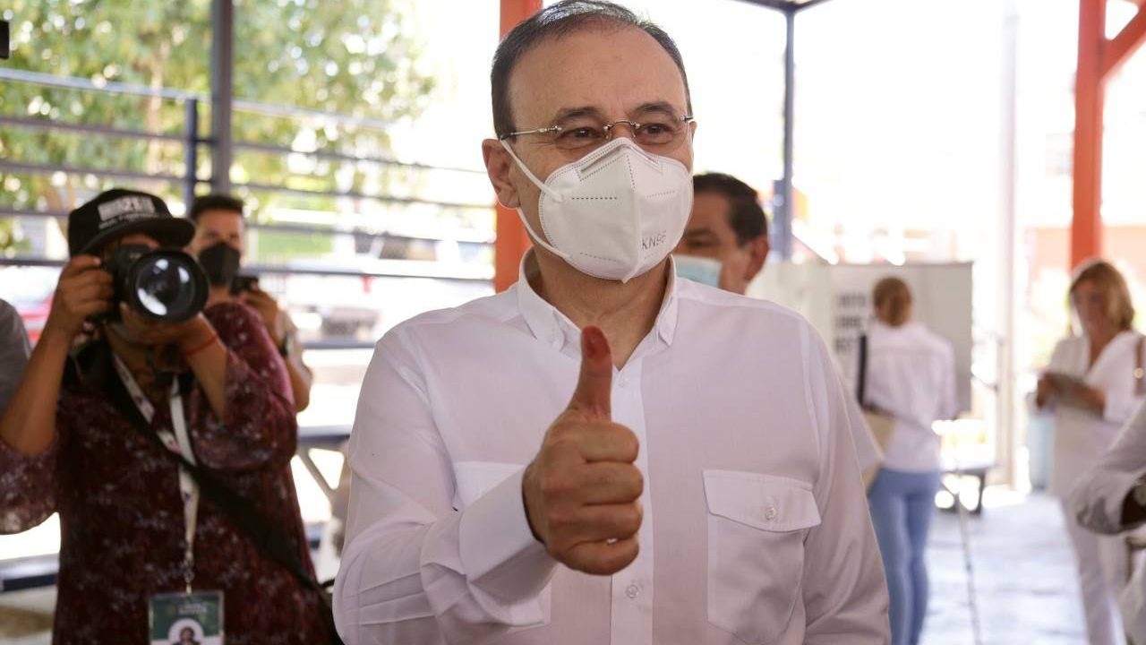 Arrasa Alfonso Durazo y gana gubernatura de Sonora