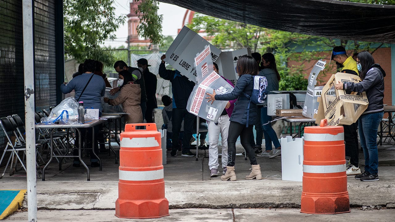 Se retrasa instalación de casillas en CDMX por ausentismo de funcionarios