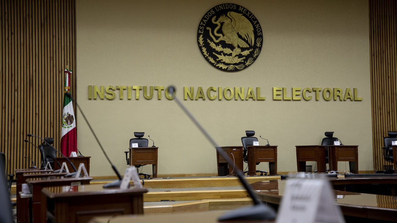INE comienza registro de promoventes de la revocación de mandato de AMLO