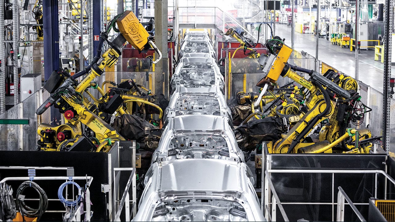 Venta de autos nuevos crece 32.6% en julio