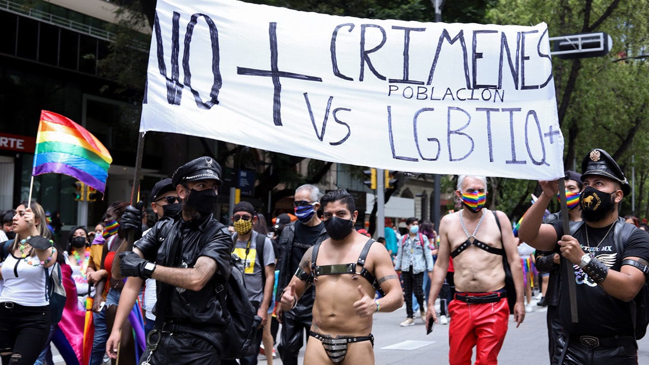 ONG registra reducción de asesinatos de odio LGTBI en México; piden compromiso a medios