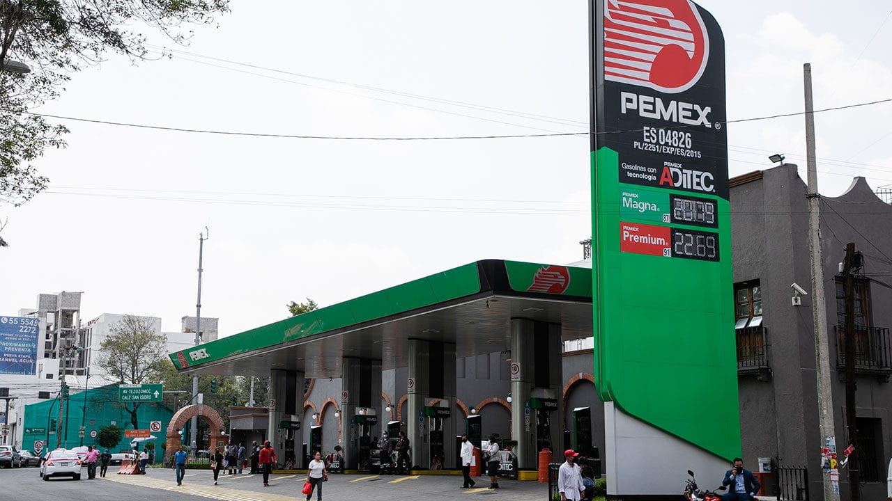 Sector gasolinero advierte alza a costos ante mayor regulación