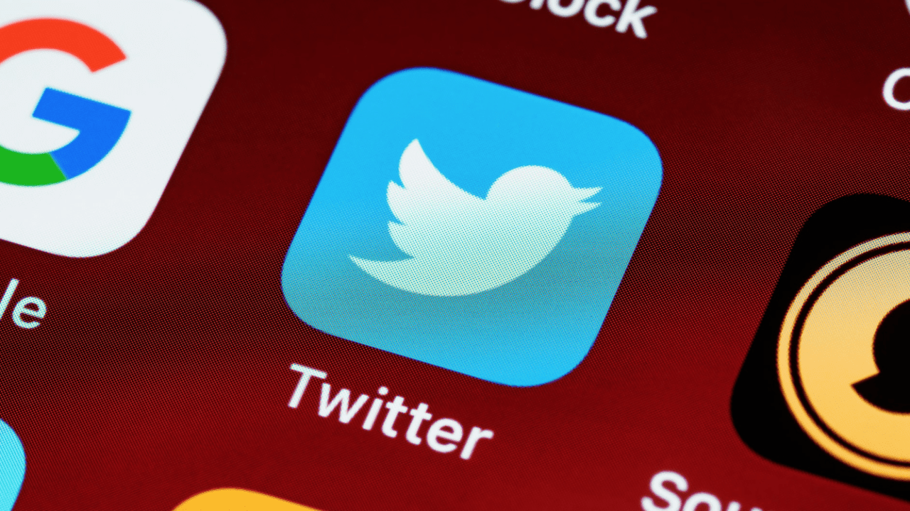 Twitter es la red social menos segura contra el acoso a LGBTQ: estudio