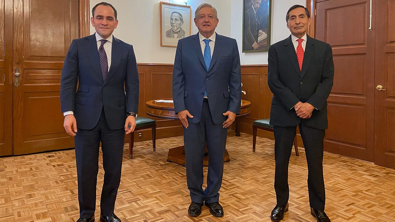 Respaldan políticos cambios en SHCP y Banco de México