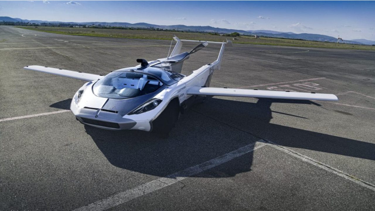 AirCar, un auto con alas, completa sus primeras 40 horas de vuelo
