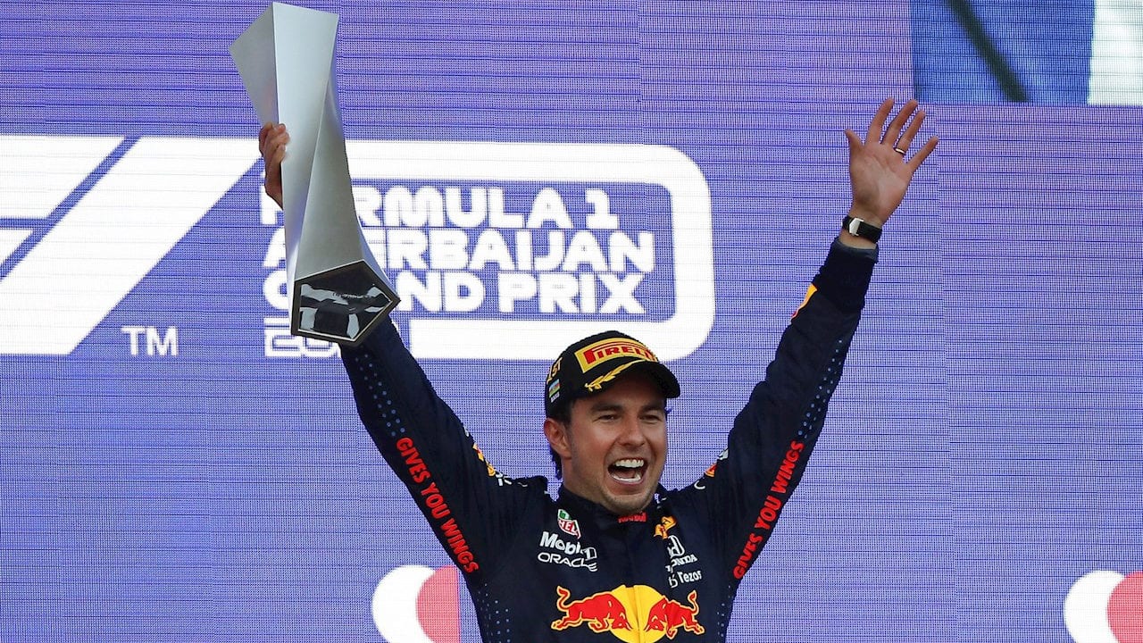 ‘Checo’ Pérez gana el Gran Premio de Azerbaiyán