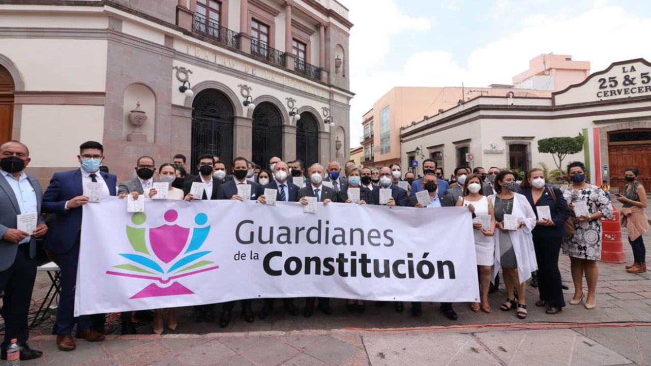 Coparmex crea frente para frenar las reformas constitucionales de AMLO