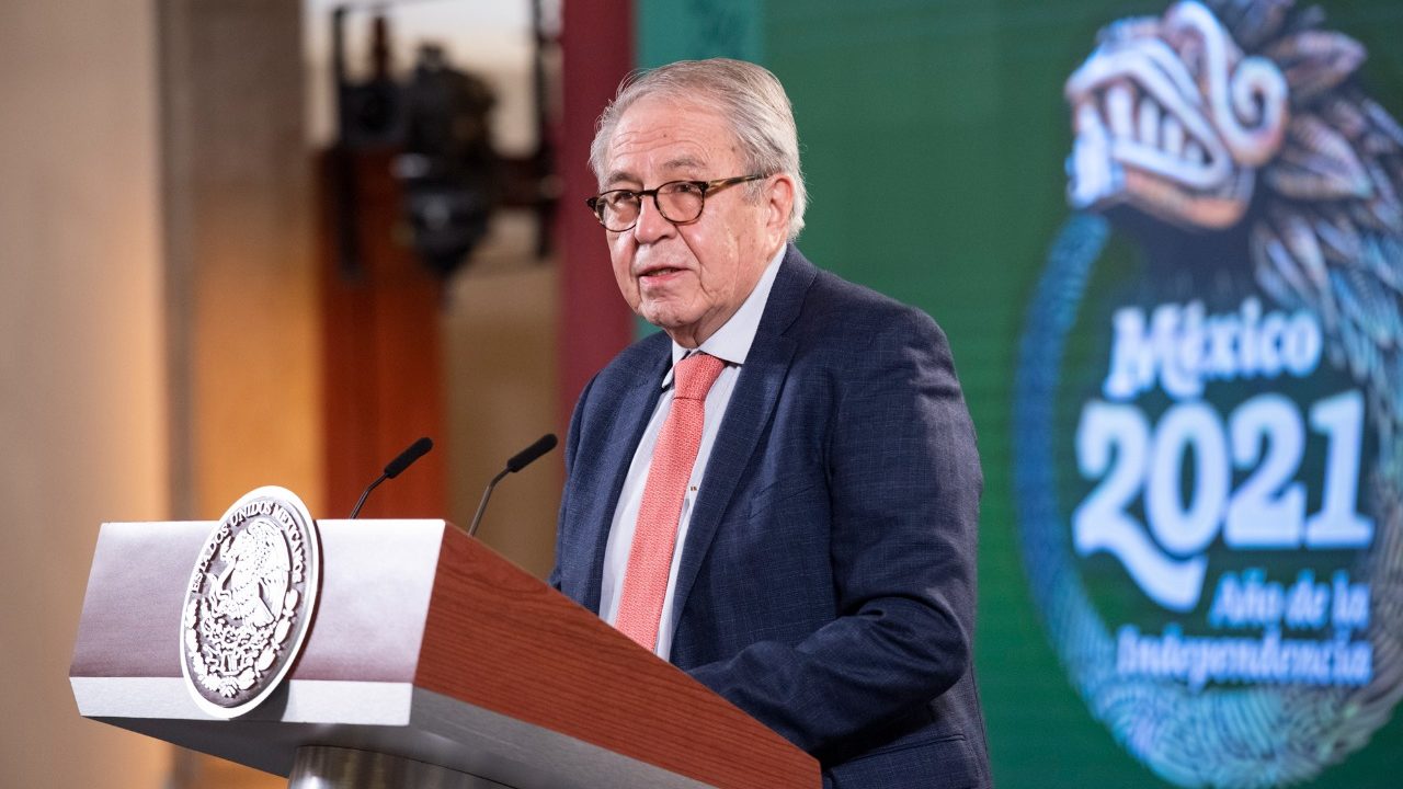 Jorge Alcocer Varela, secretario de Salud.