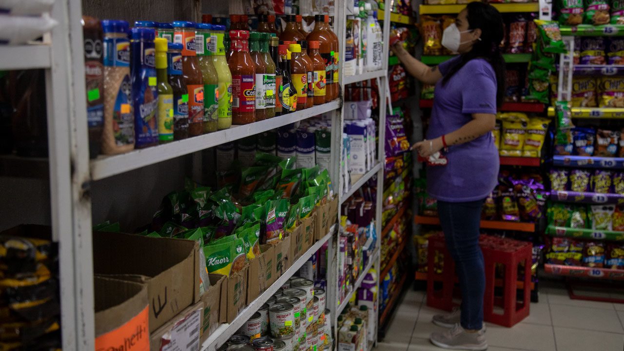 Descenso de pobreza laboral en México se atora en segundo trimestre