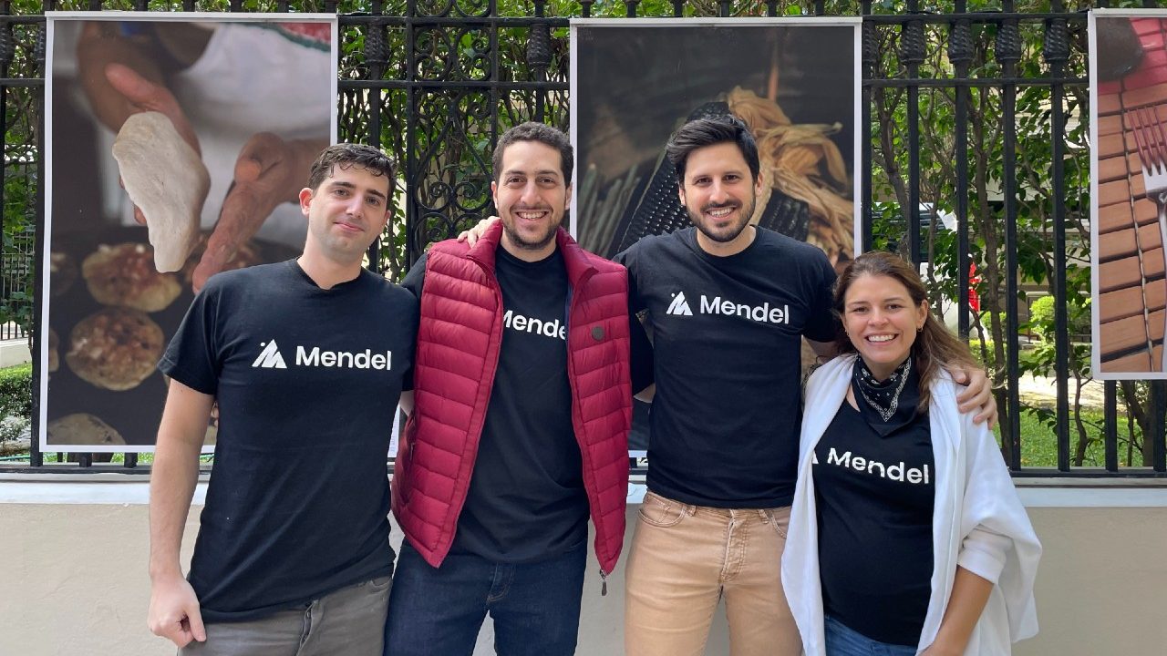La fintech Mendel quiere, junto a José María Zas, lograr 50 clientes en México este año
