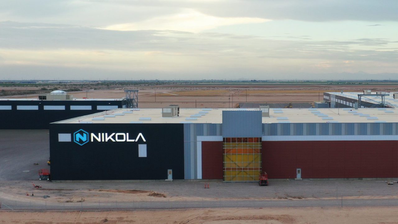 Acusan por fraude al fundador de Nikola, fabricante de vehículos eléctricos