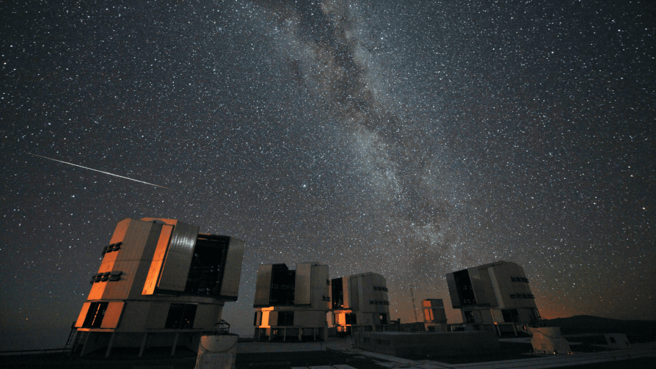 Llegan las Perseidas, la lluvia de meteoritos más vibrante; te decimos cómo verla