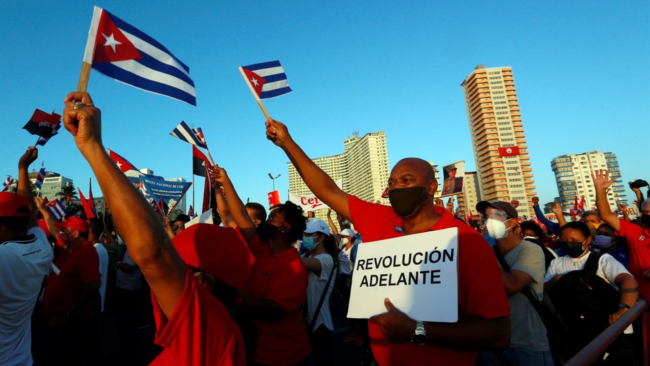 Biden debe tomar decisión humanitaria sobre embargo a Cuba: AMLO