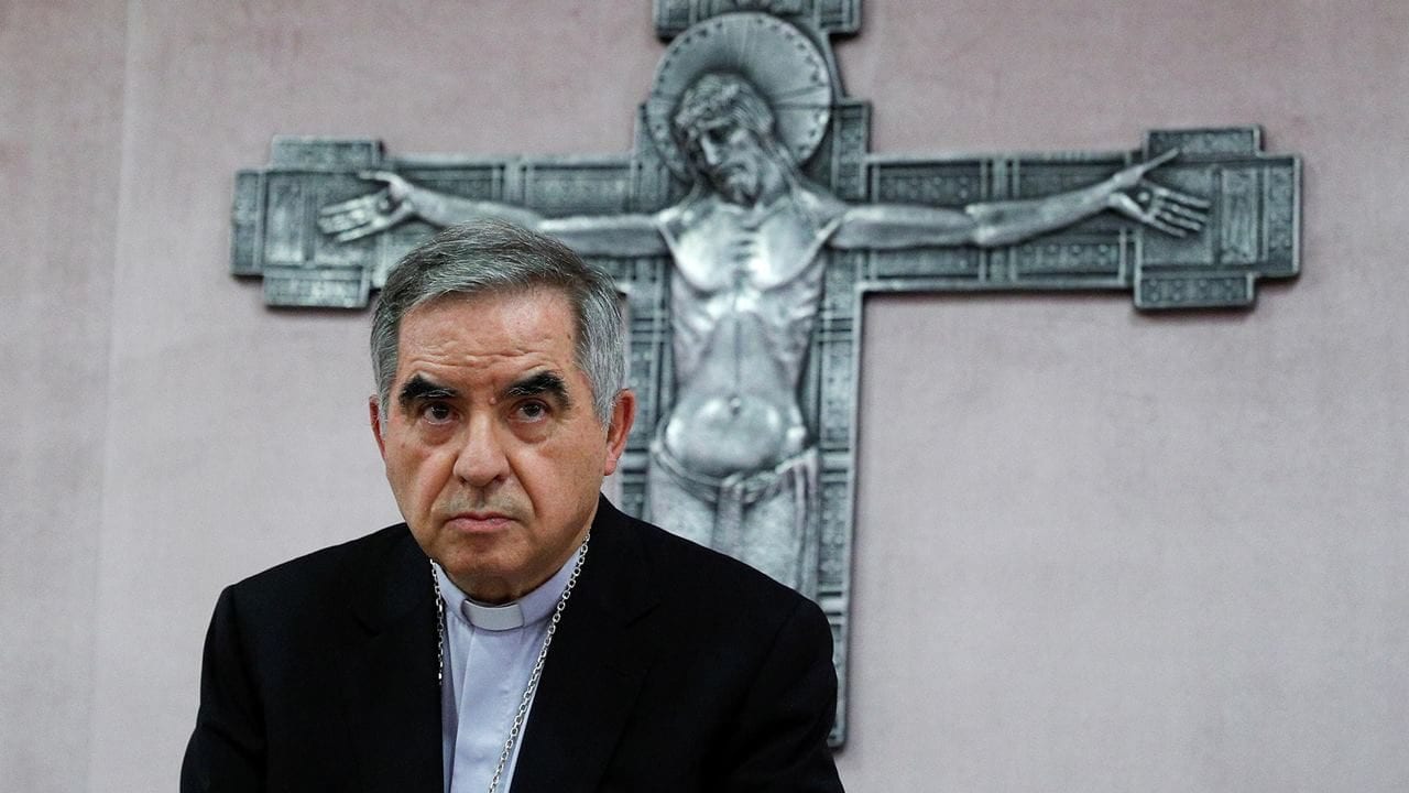 El Vaticano lleva a juicio a cardenal por delitos financieros