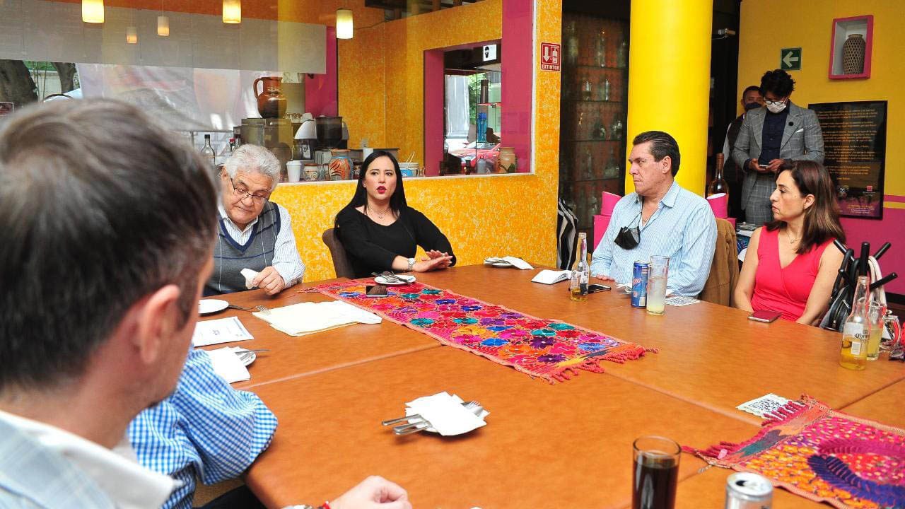 Alcaldesa electa de Cuauhtémoc ofrece convertir la Zona Rosa en la Quinta Avenida de NY