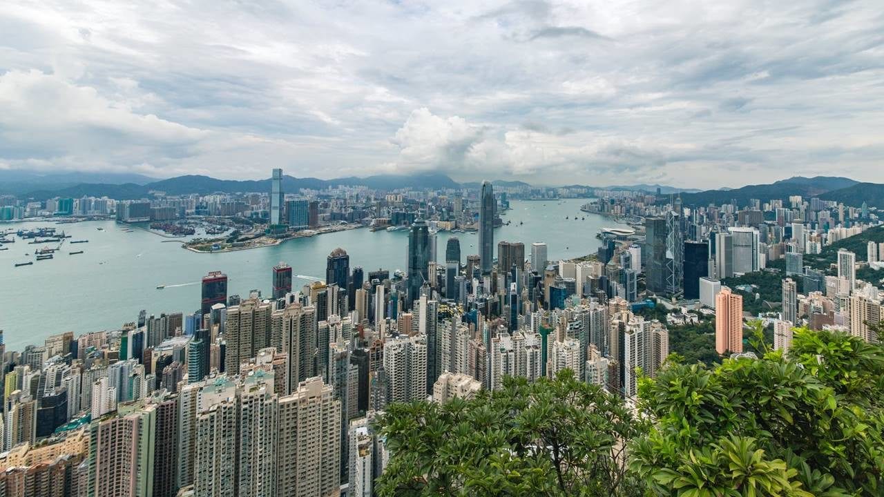 China abrirá el domingo la frontera con Hong Kong por primera vez en 3 años