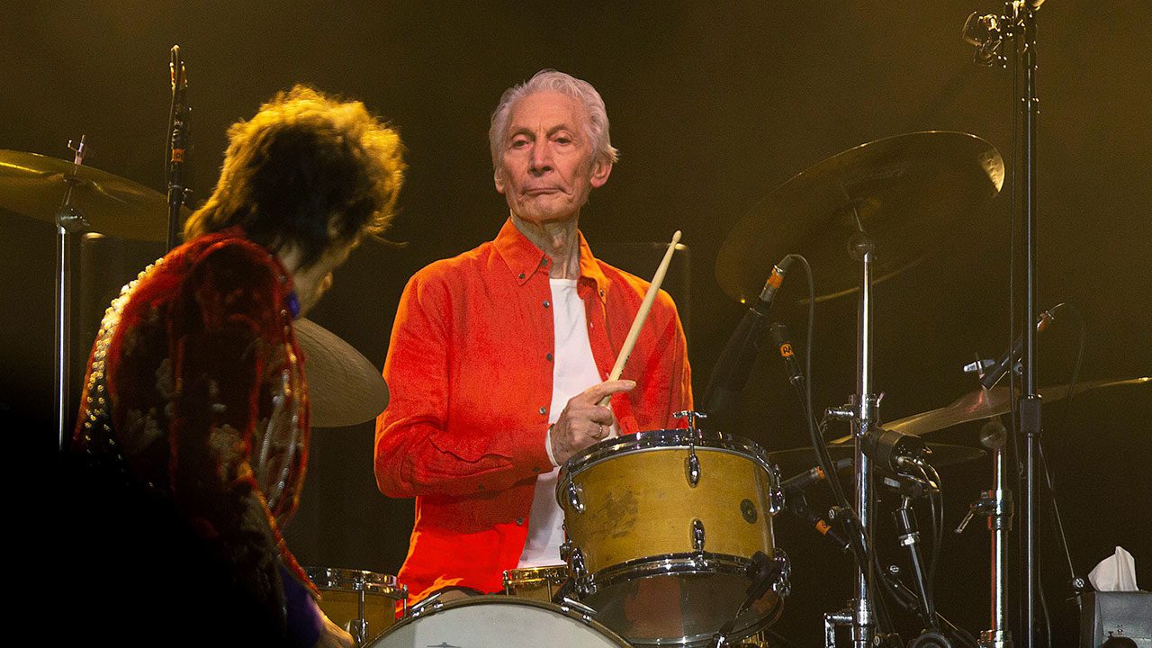 Muere Charlie Watts, baterista de los Rolling Stones