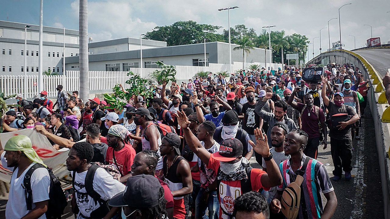 Al menos 40,000 migrantes cruzaron la frontera sur de México en la última ola migratoria