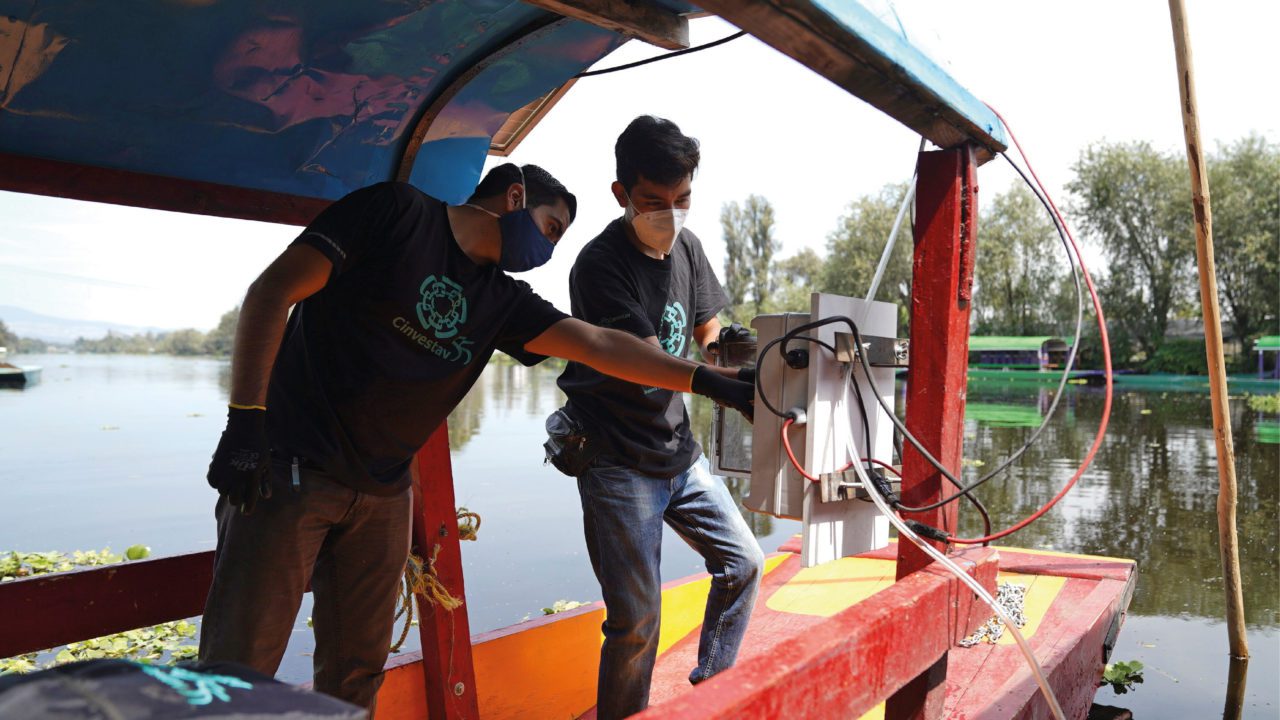 Científicos utilizan ‘nanoburbujas’ para limpiar los canales de Xochimilco