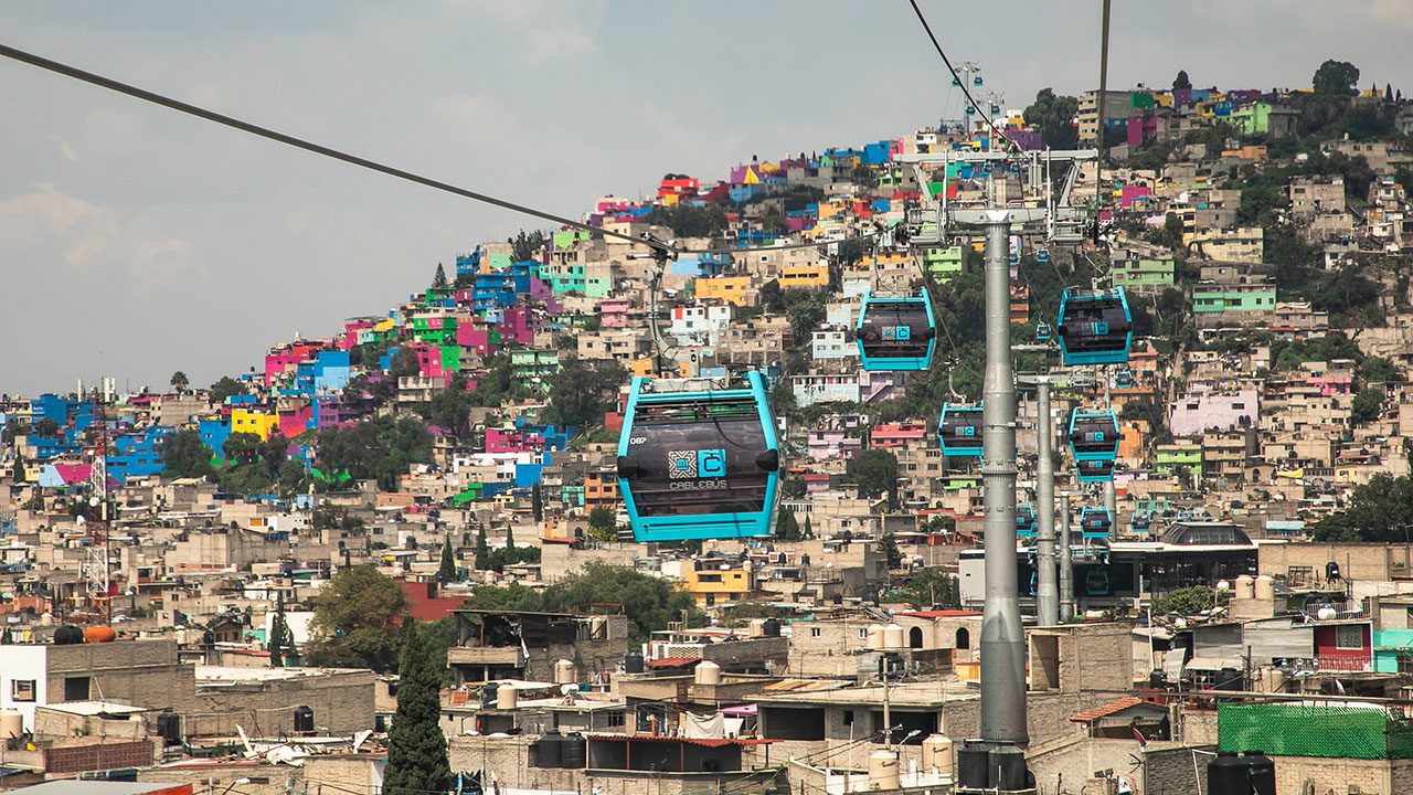 Cablebús en Iztapalapa registra sobredemanda en su primer día de servicio