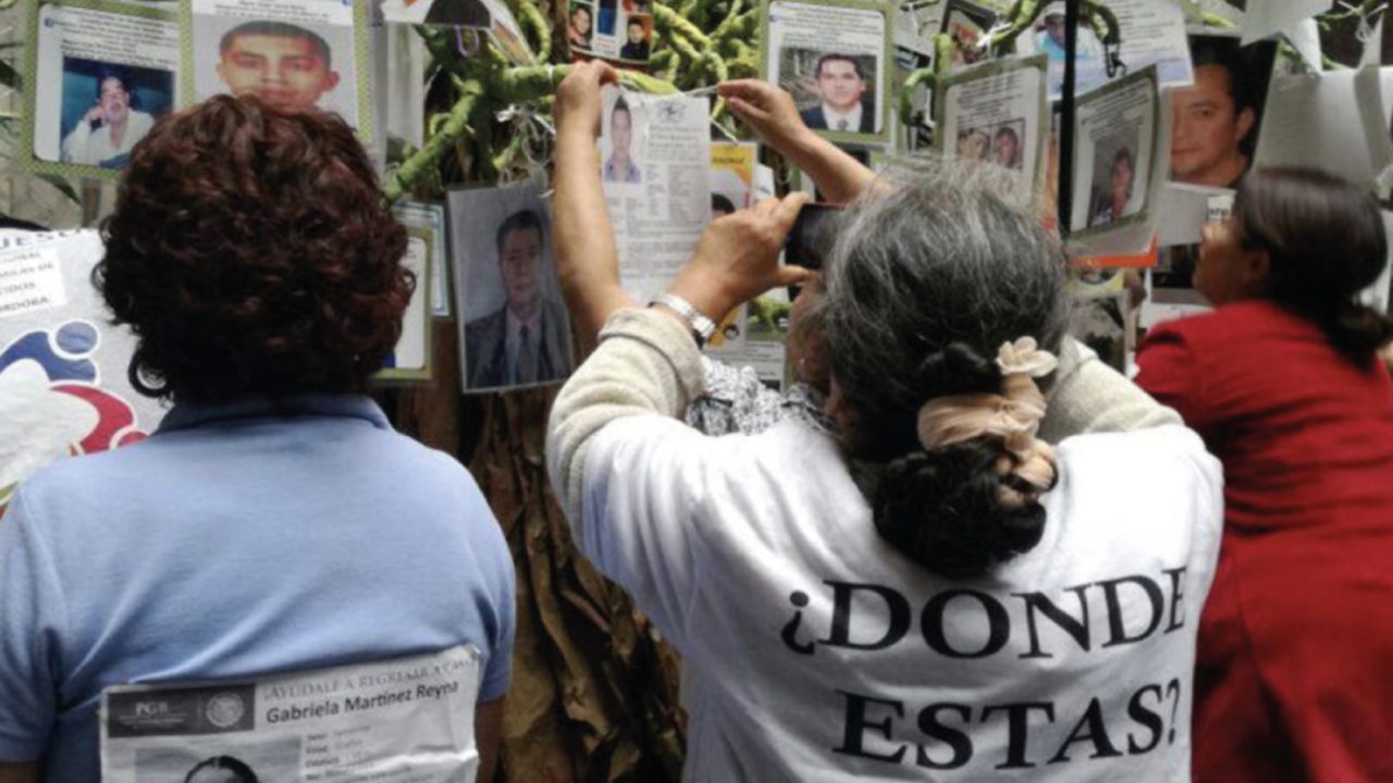 Familias piden dedicar histórica glorieta de Ciudad de México a desaparecidos