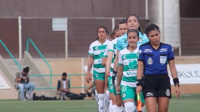 En busca de la dignidad del futbol femenil en México