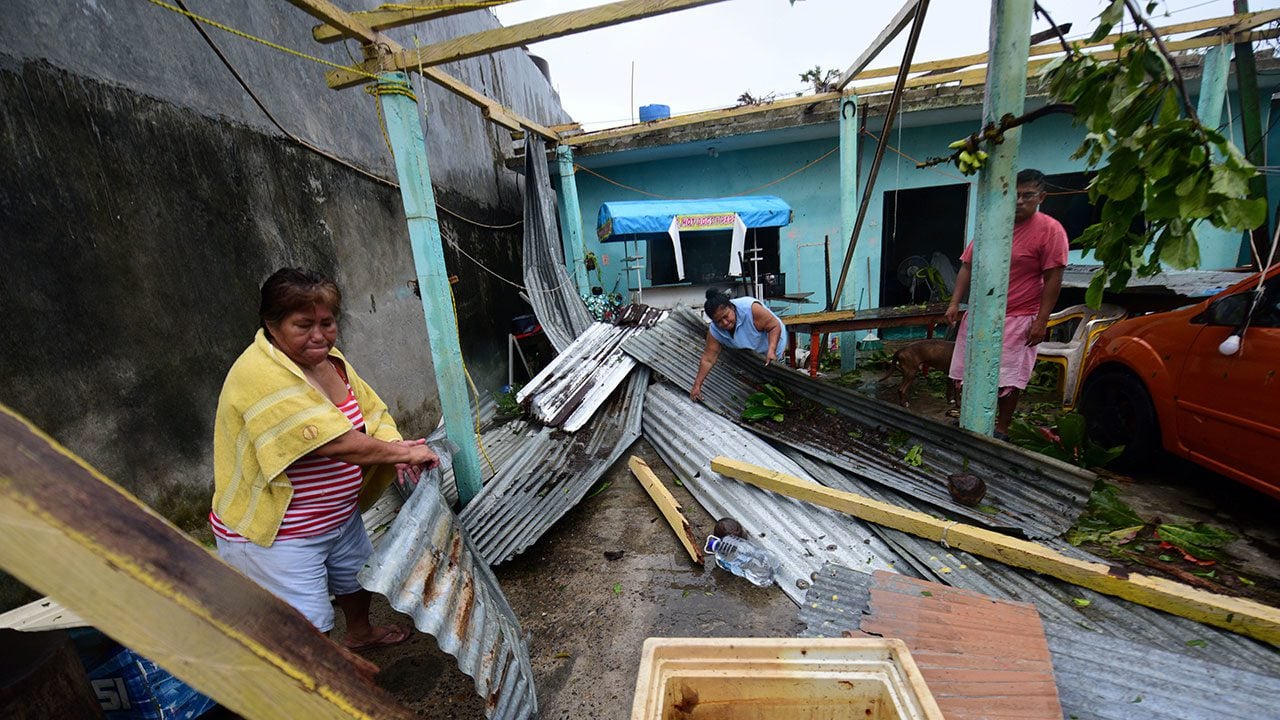 Morena hace vaquita… ahora para damnificados en Veracruz y Haití