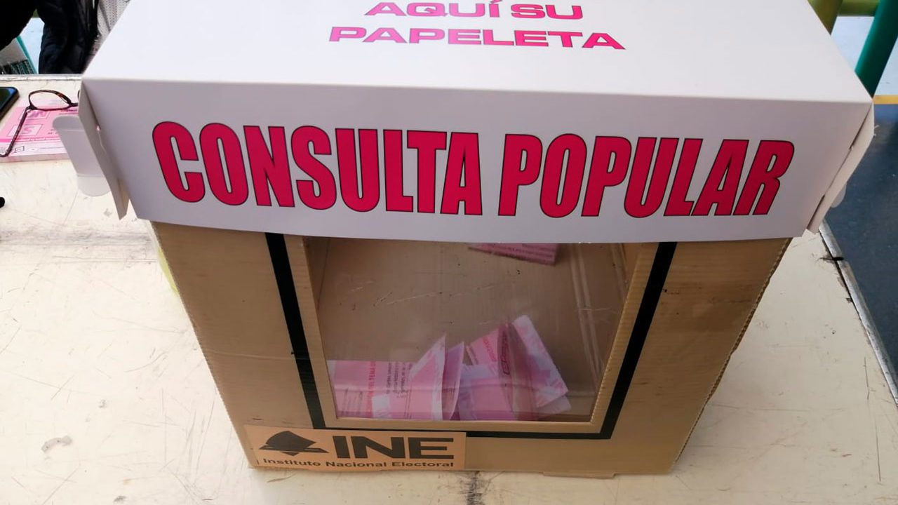 INE rechaza acusaciones de AMLO y califica como ‘exitosa’ a la consulta