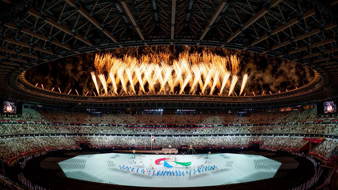 El cielo de Tokio se ilumina durante inauguración de los Juegos Paralímpicos