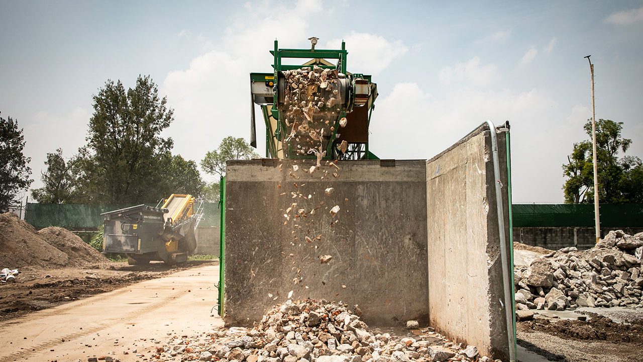 Avalan 2 plantas para reciclar cascajo en el exbasurero del Bordo Poniente