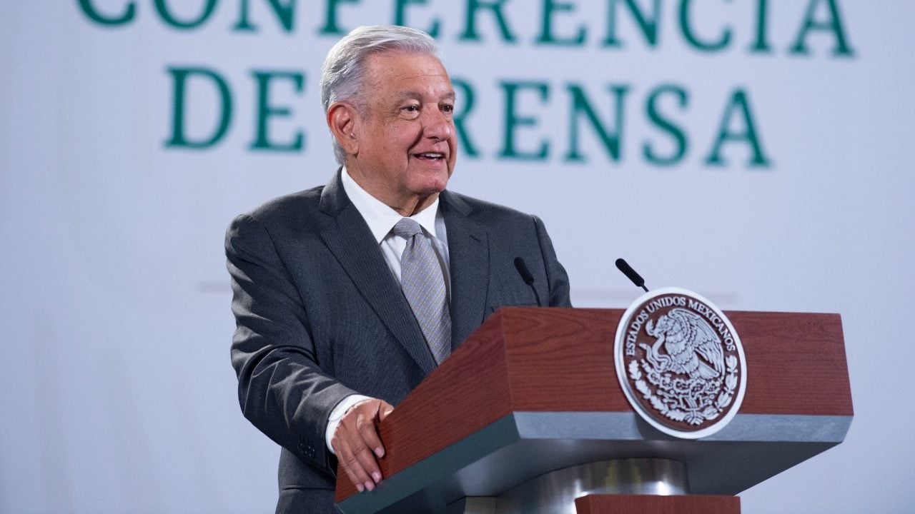 AMLO convocará a expertos para diseño de reforma electoral