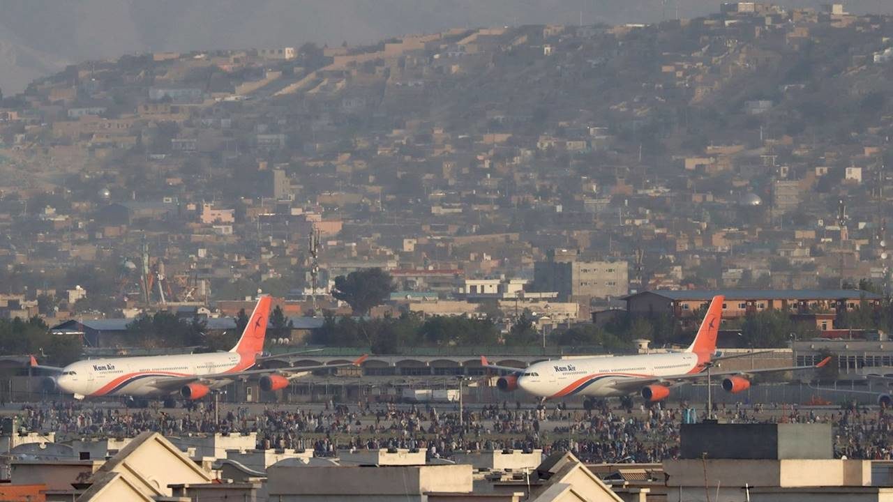 Estado Islámico reivindica autoría de atentado en aeropuerto de Kabul