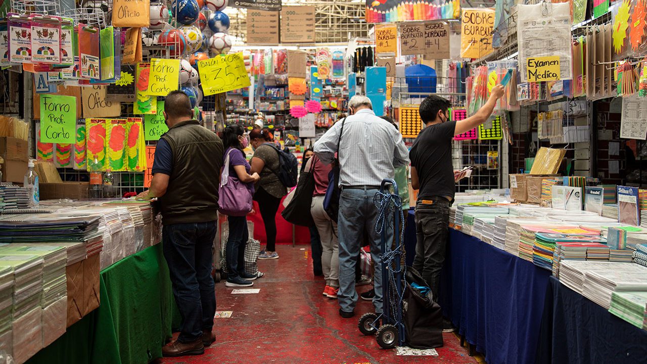 Actividad económica se desacelera y llega apenas a 10% interanual en julio