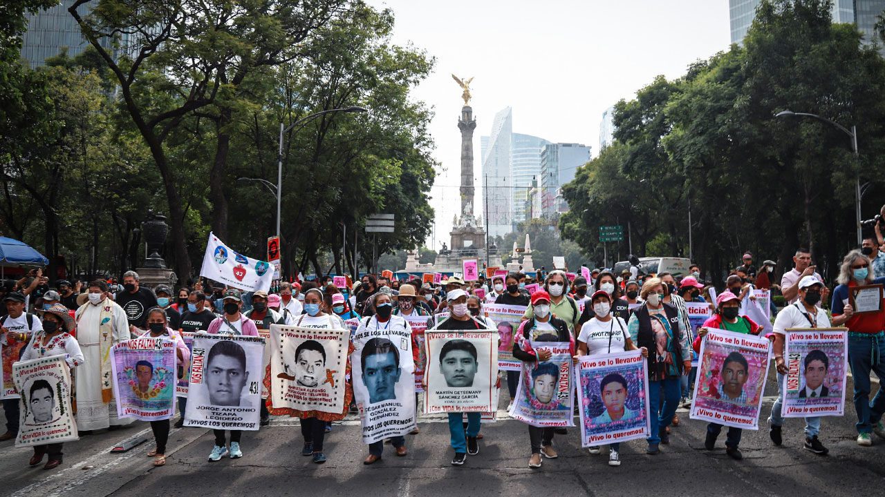 Gobierno federal difunde conversaciones sobre caso Ayotzinapa